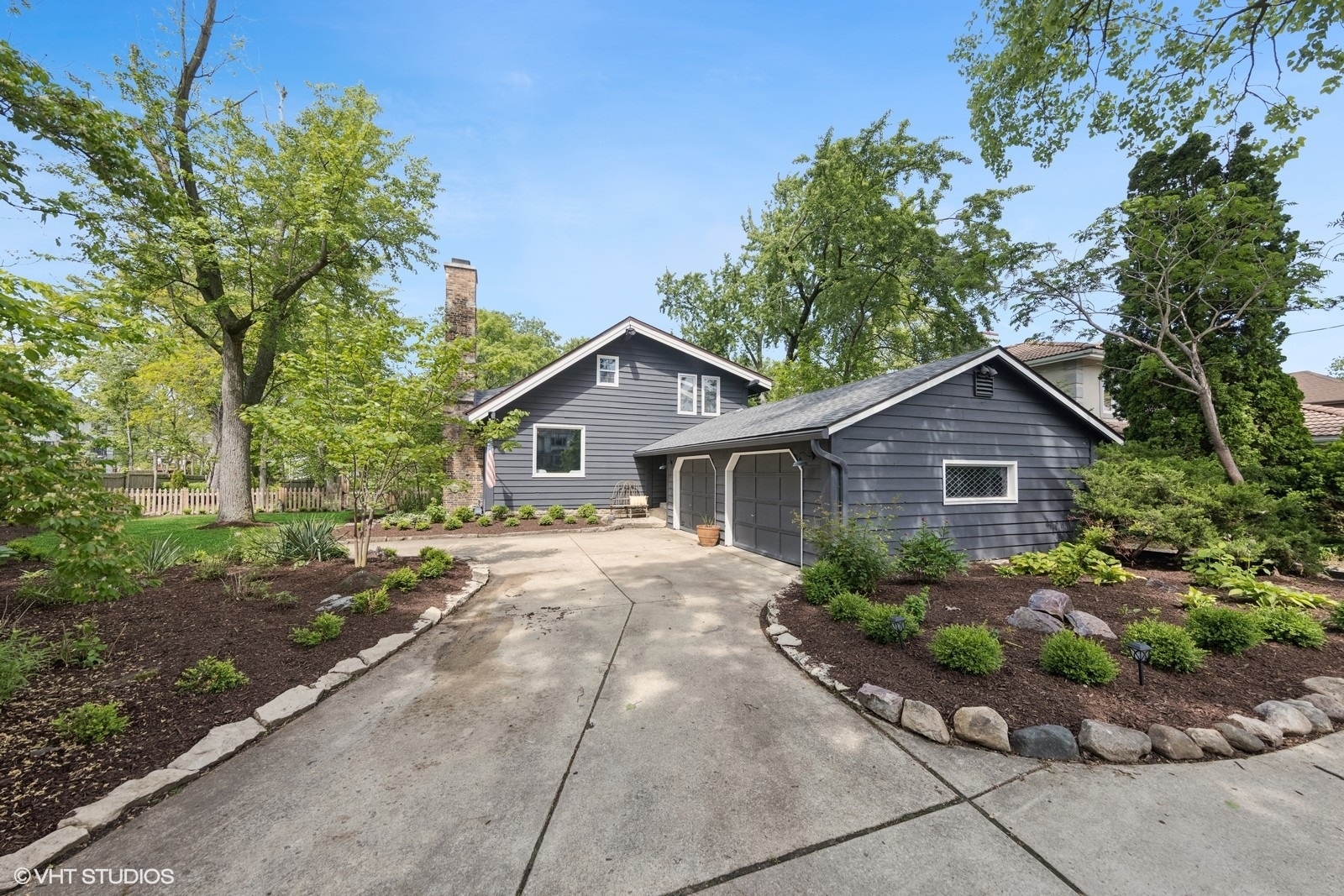 Property Photo: 3622 Fairview Avenue IL 60515