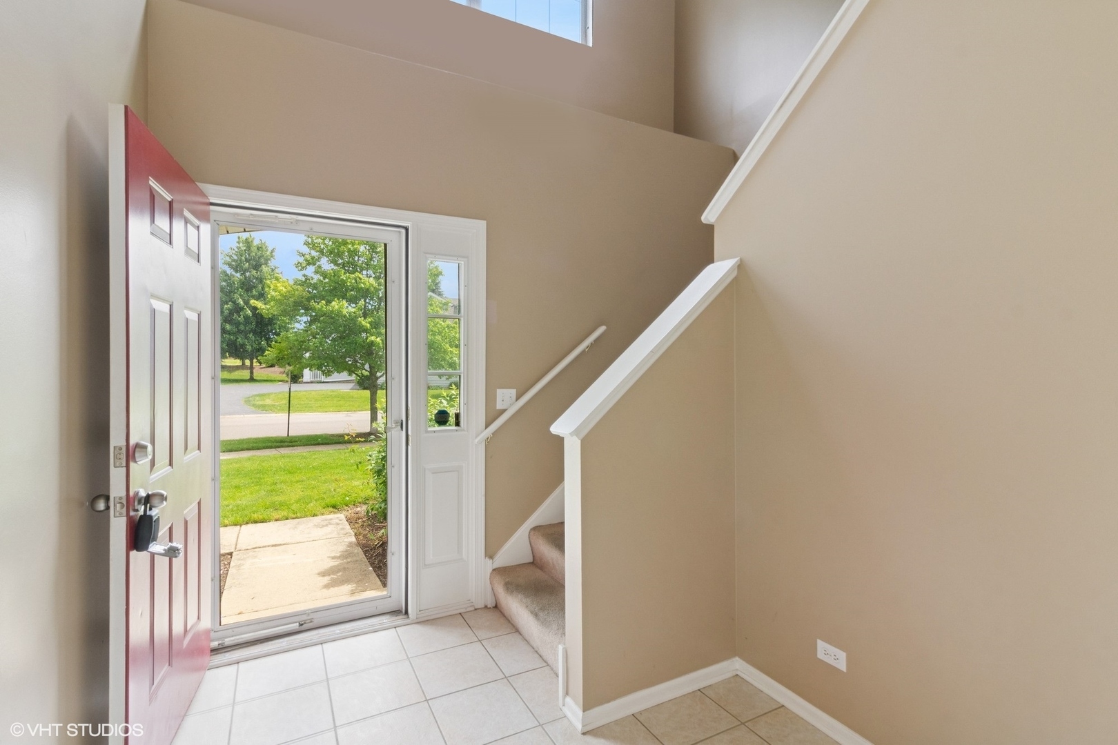 Property Photo:  406 Cascade Lane 406  IL 60543 