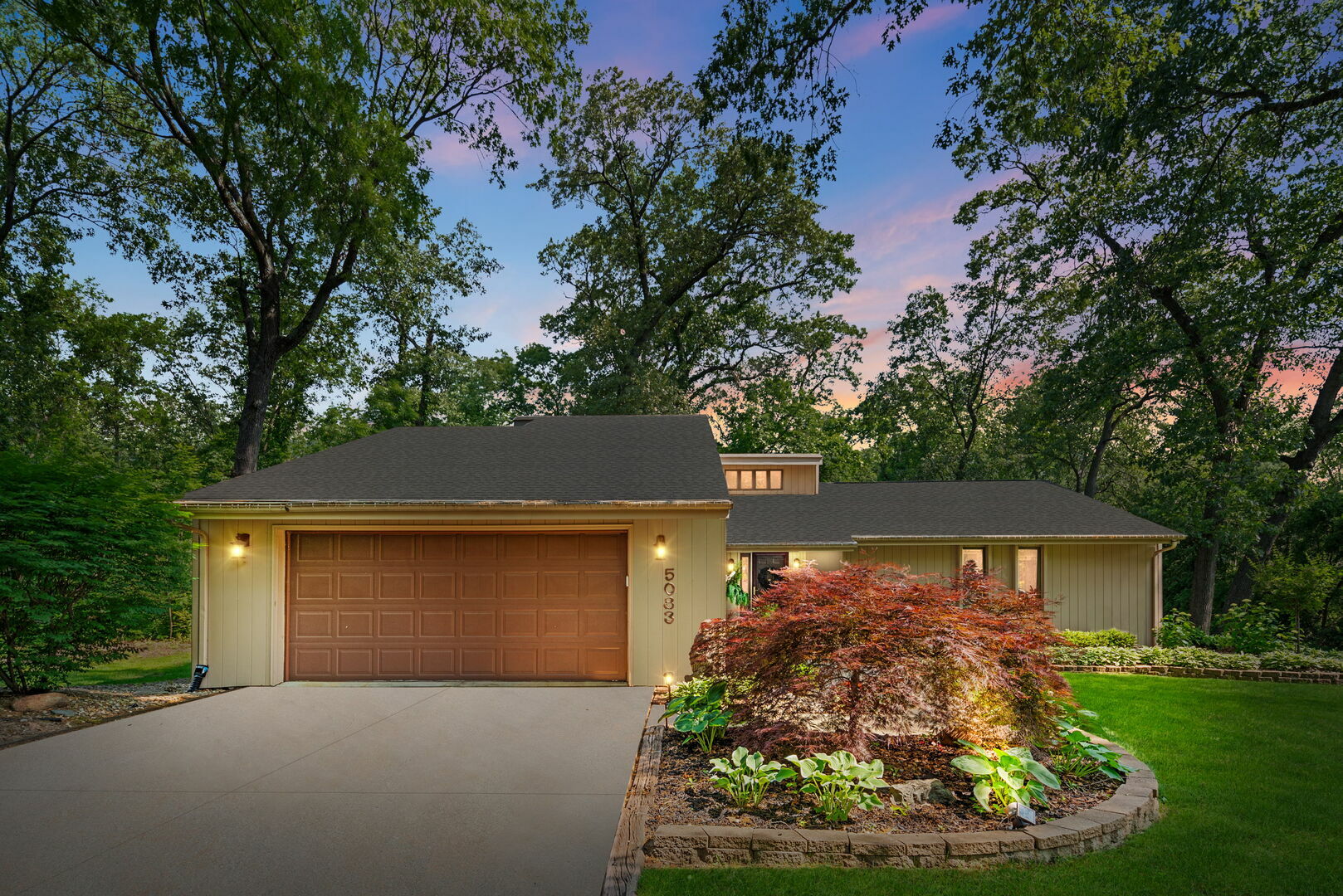 Property Photo: 5083 Northridge Drive IL 60964