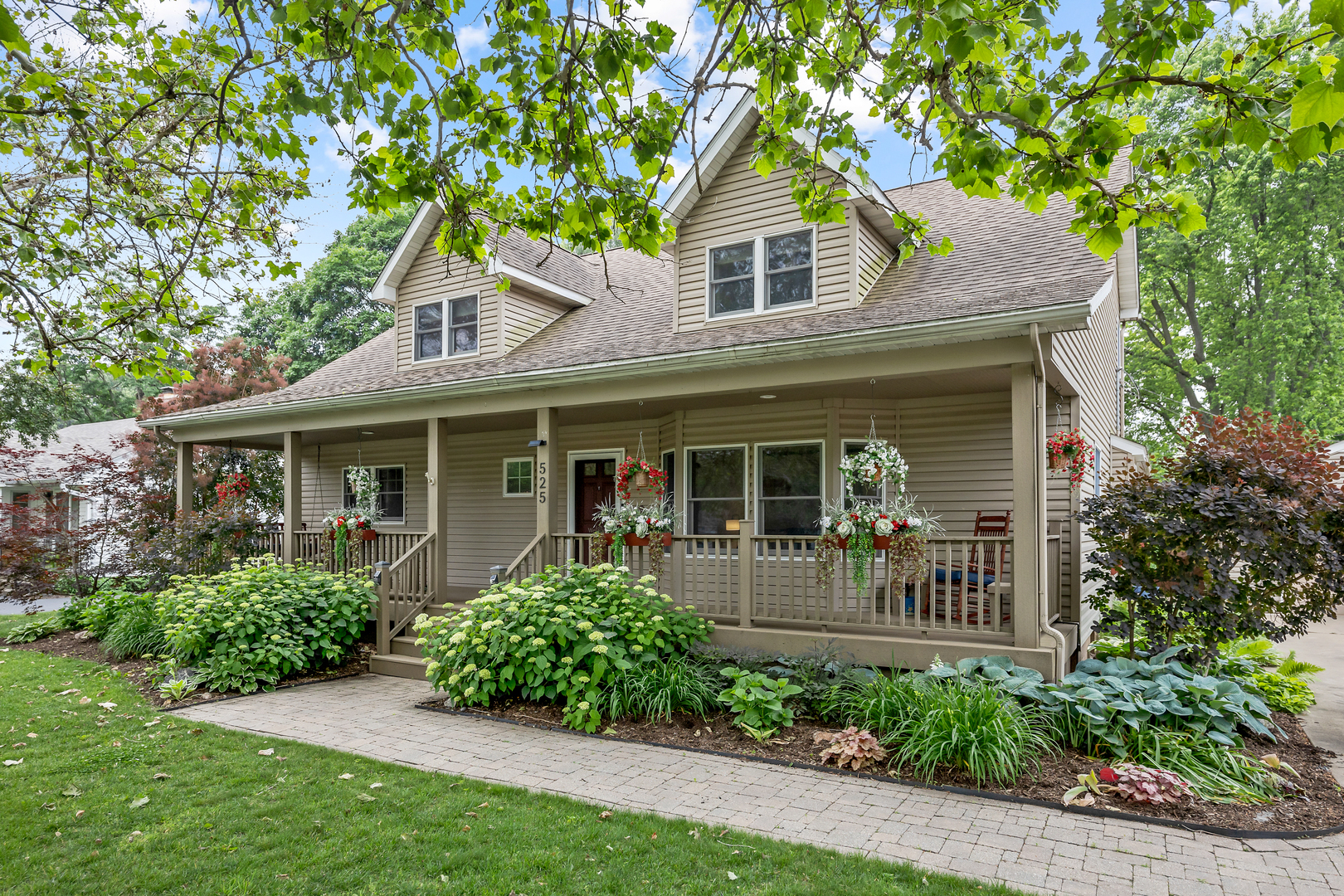 Property Photo: 525 Palmer Avenue IL 60506