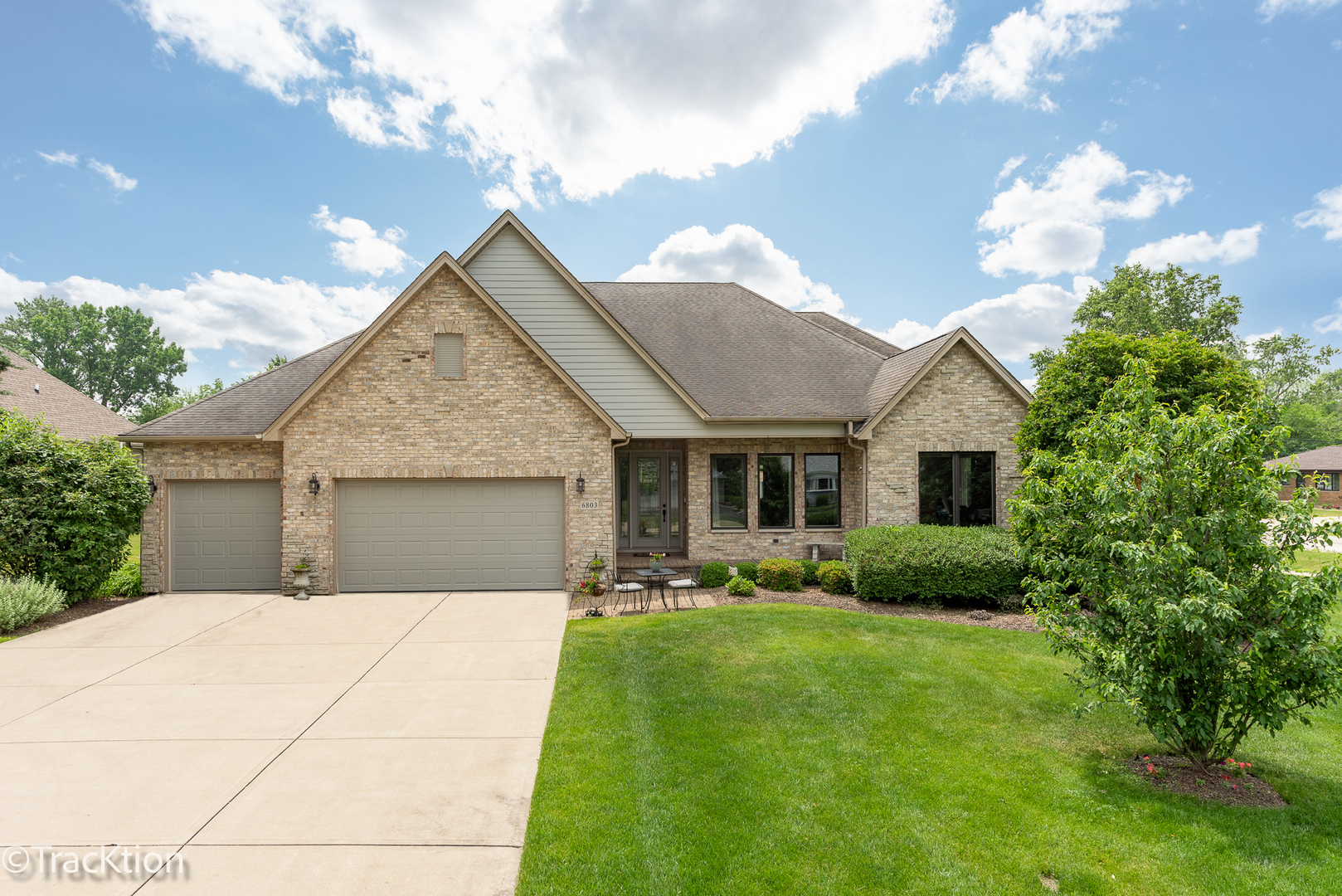 6803 S Adams Street  Willowbrook IL 60527 photo