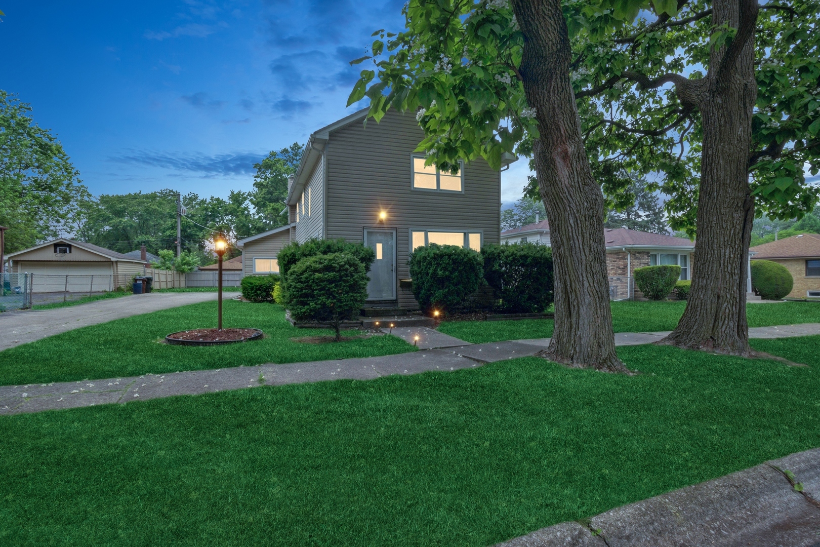 Property Photo: 18526 Morris Avenue IL 60430