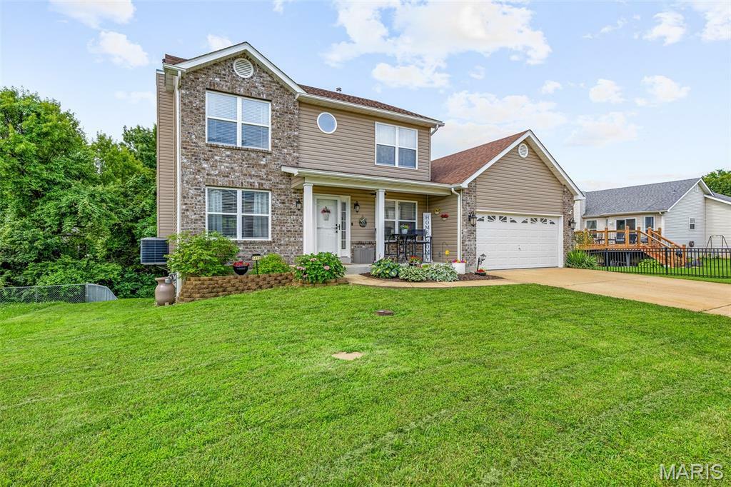 Property Photo: 1416 Glacier Pass MO 63028