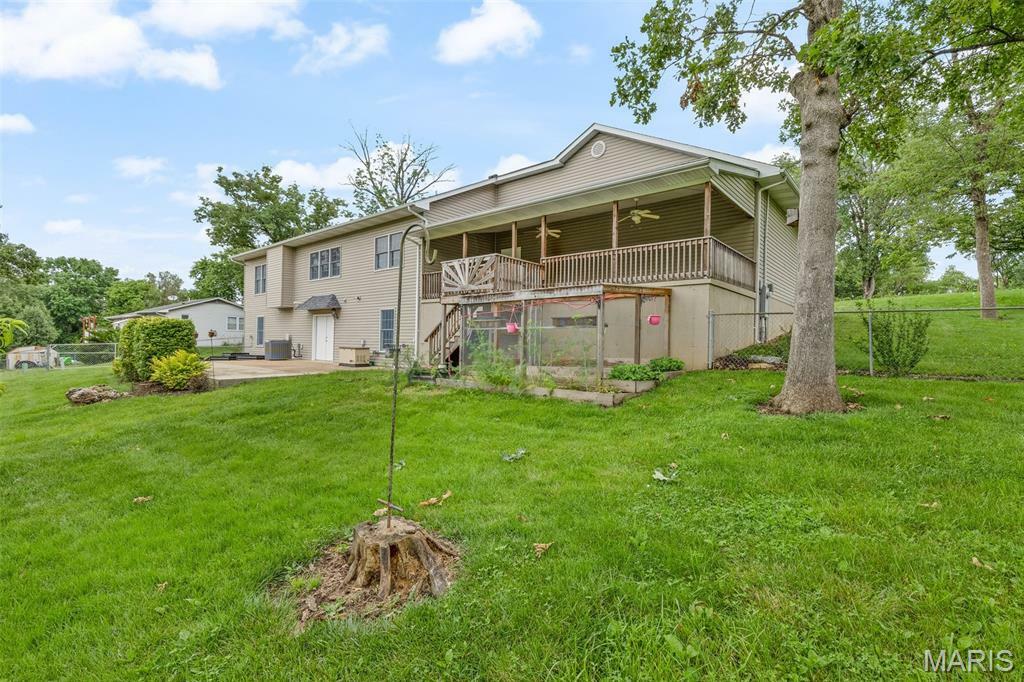 Property Photo: 1700 N 6th Street MO 63020