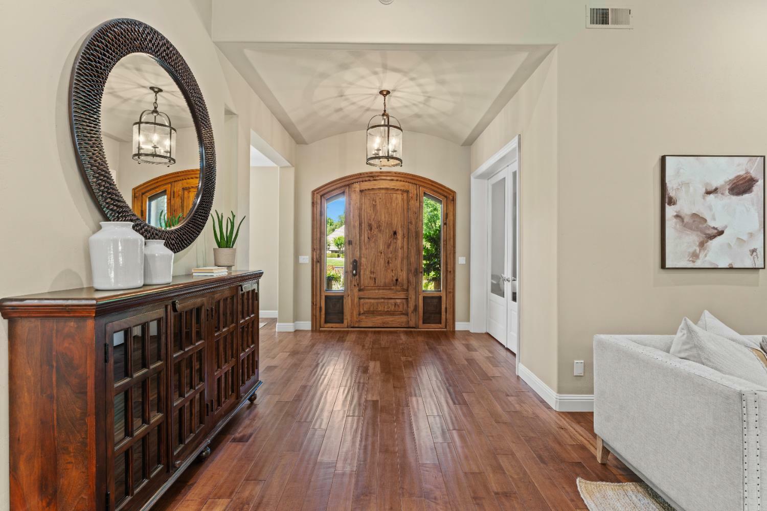 Property Photo: 9909 Granite Springs Court CA 95746
