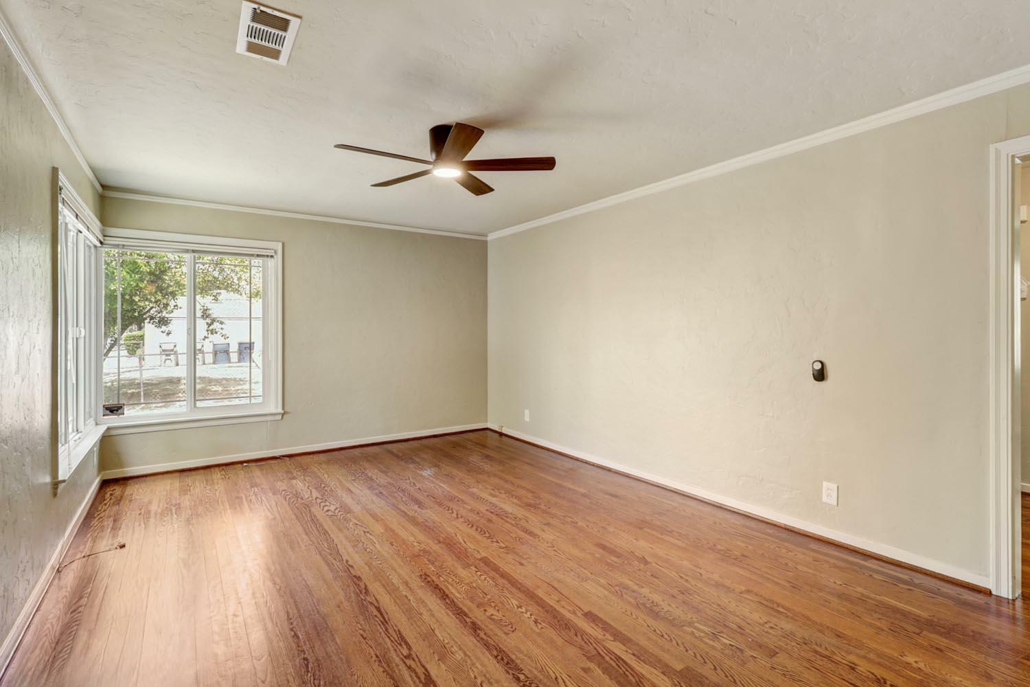 Property Photo: 3633 P Street CA 95816