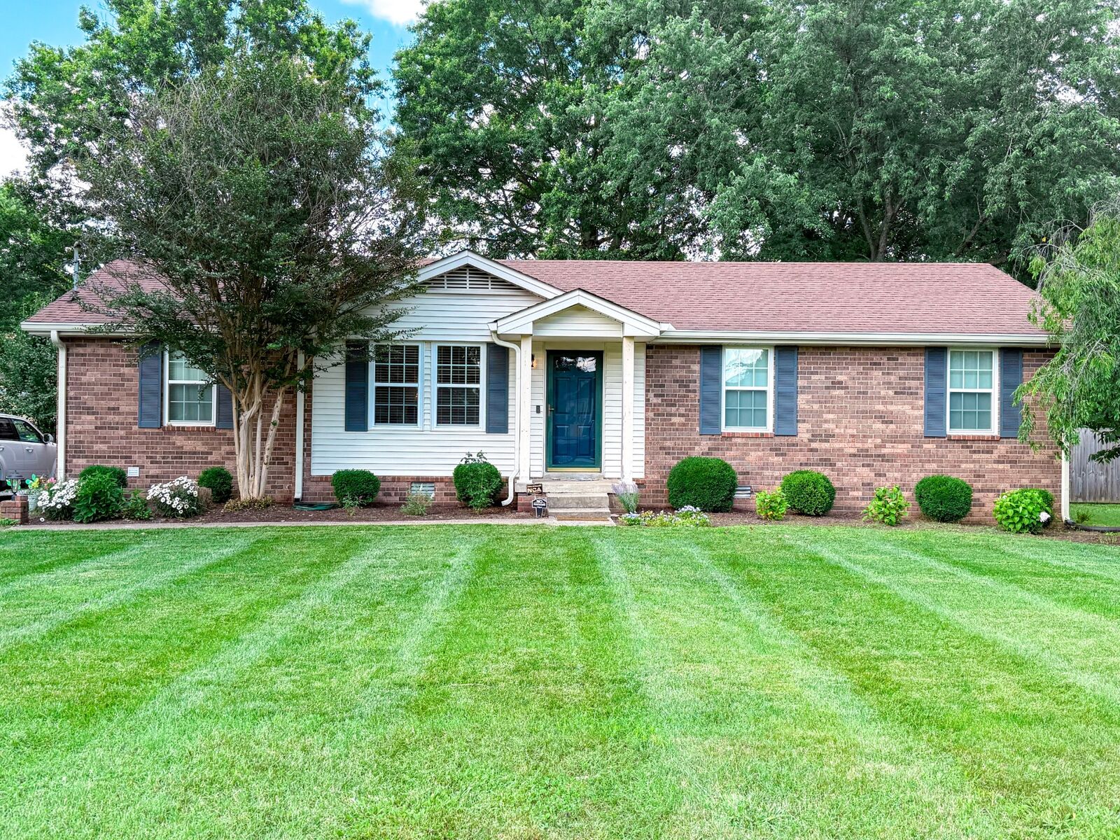 Property Photo:  122 Rockwood Ter  TN 37066 