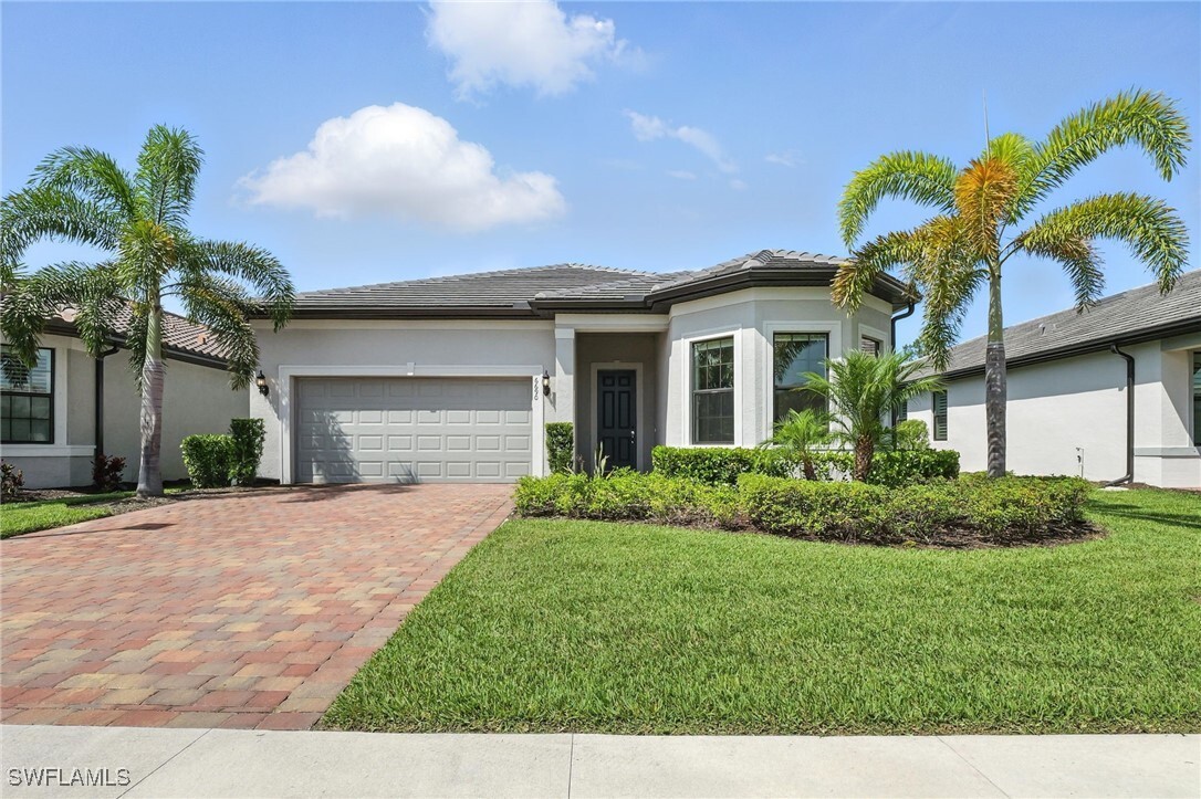 Property Photo: 6690 Pennyroyal Drive FL 34114