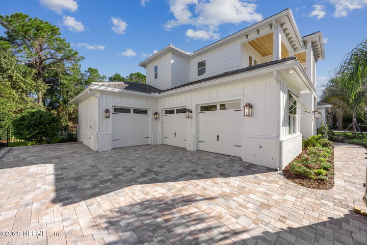 Property Photo: 12363 Glen Kernan Parkway N FL 32224