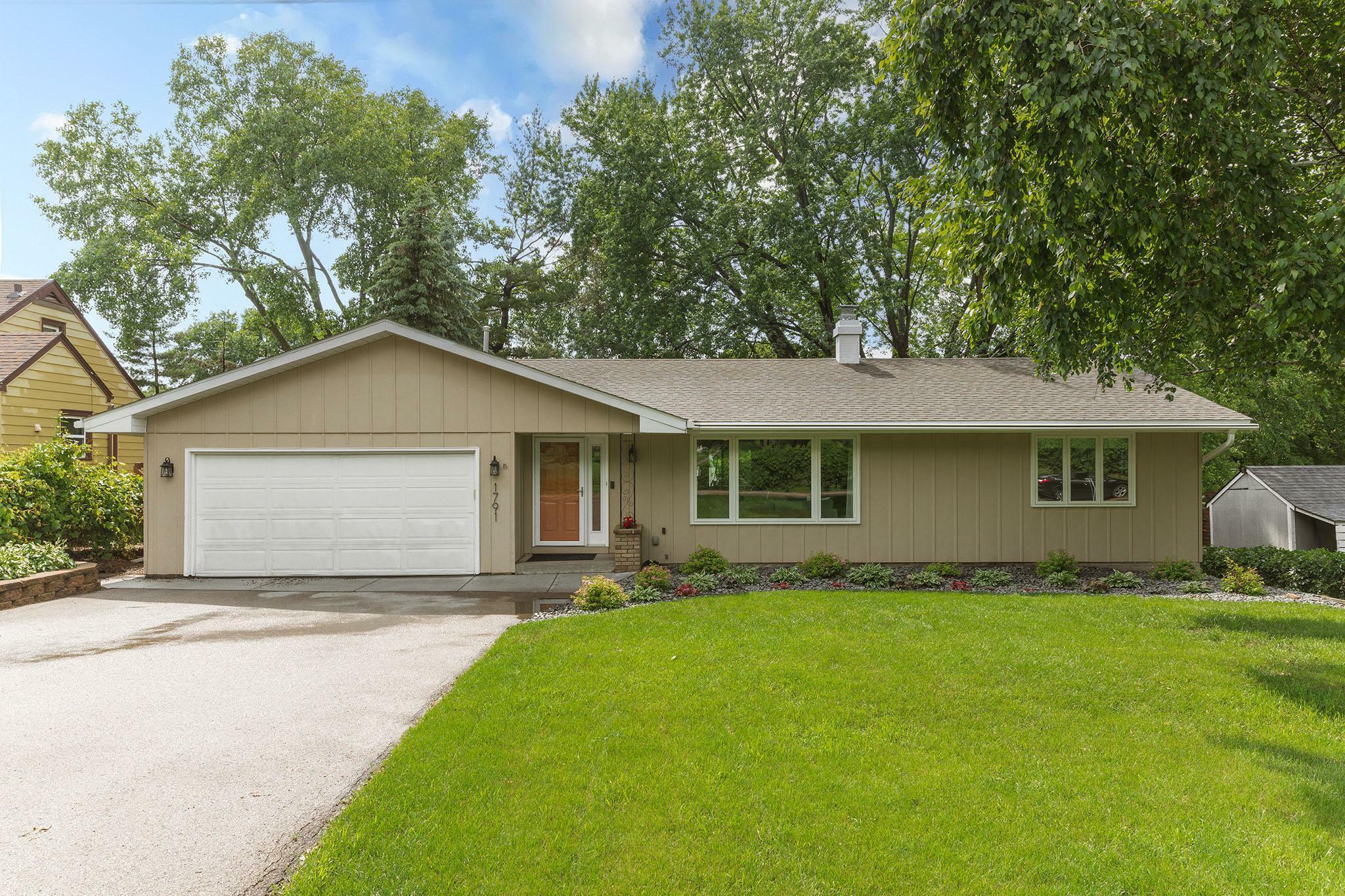 Property Photo:  1791 Fulham Street  MN 55113 