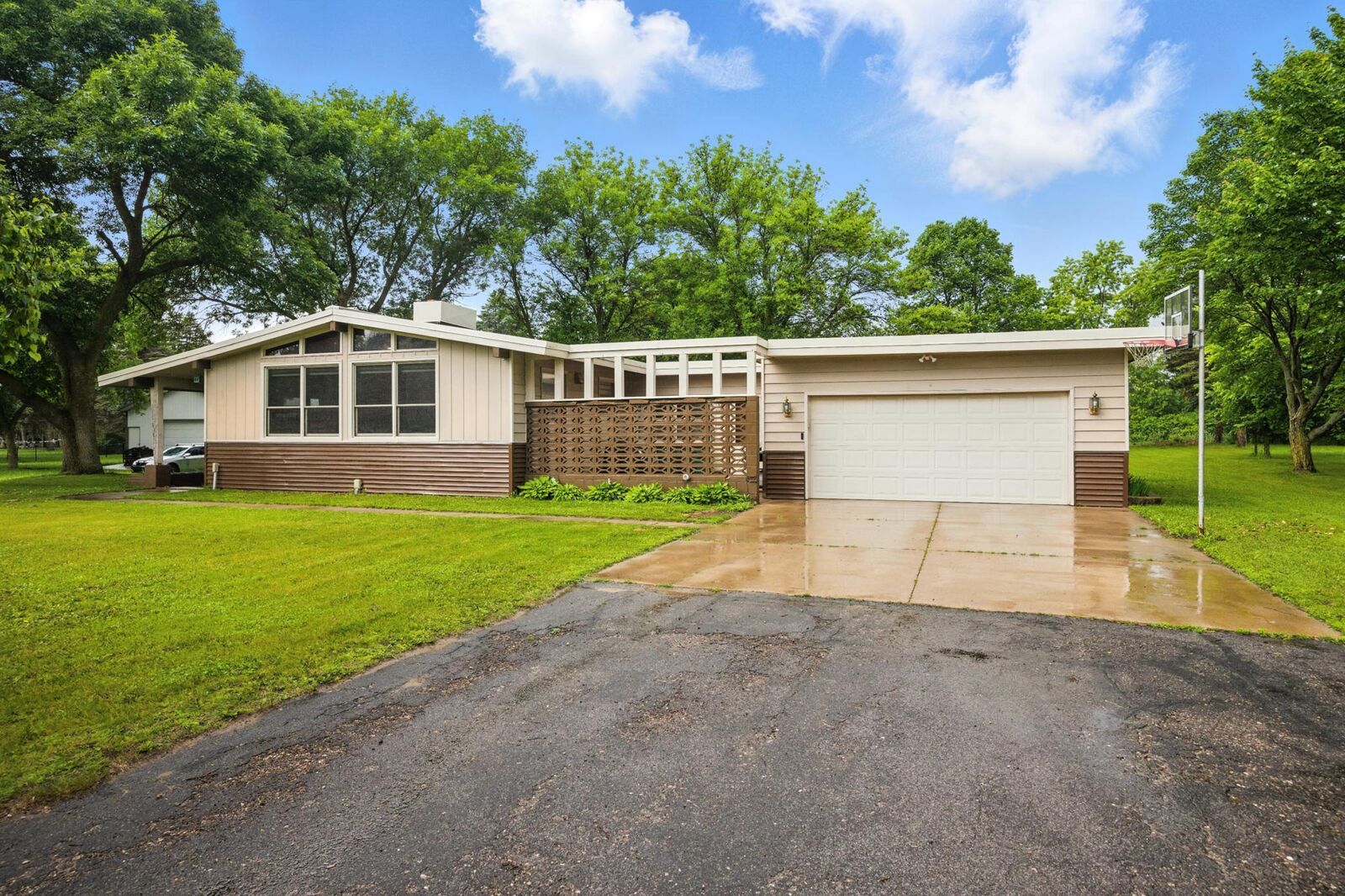 Property Photo:  4147 120th Avenue  MN 56314 