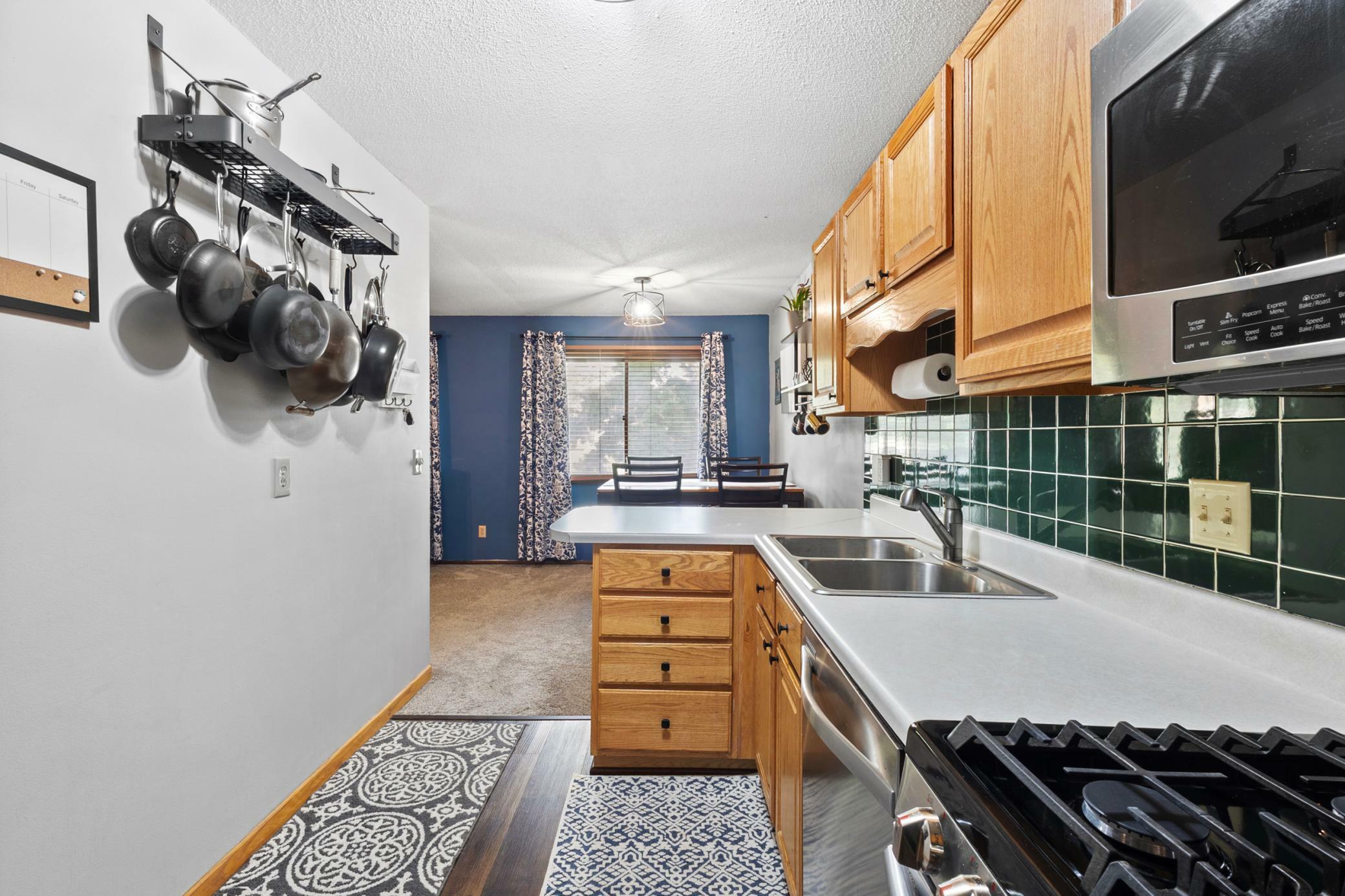 Property Photo: 1679 Hickory Hill Drive MN 55122