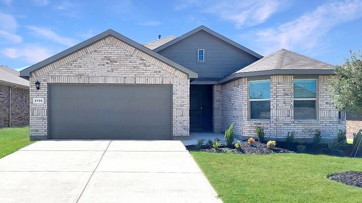 Property Photo:  2136 Ranger Hill Avenue  TX 76108