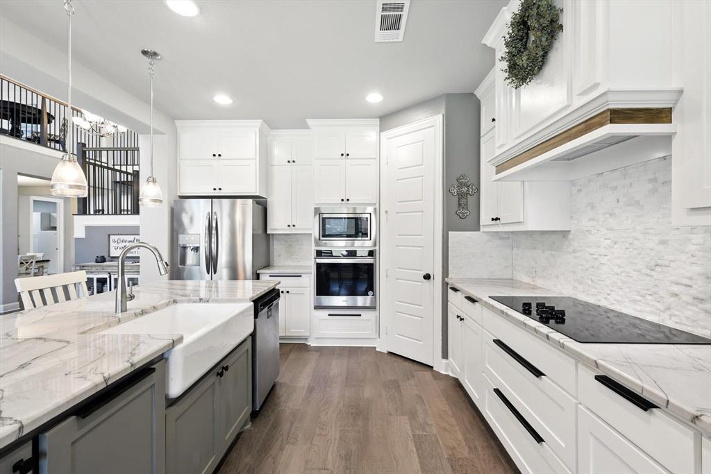 7431 Bald Cypress Drive  Ovilla TX 75154 photo