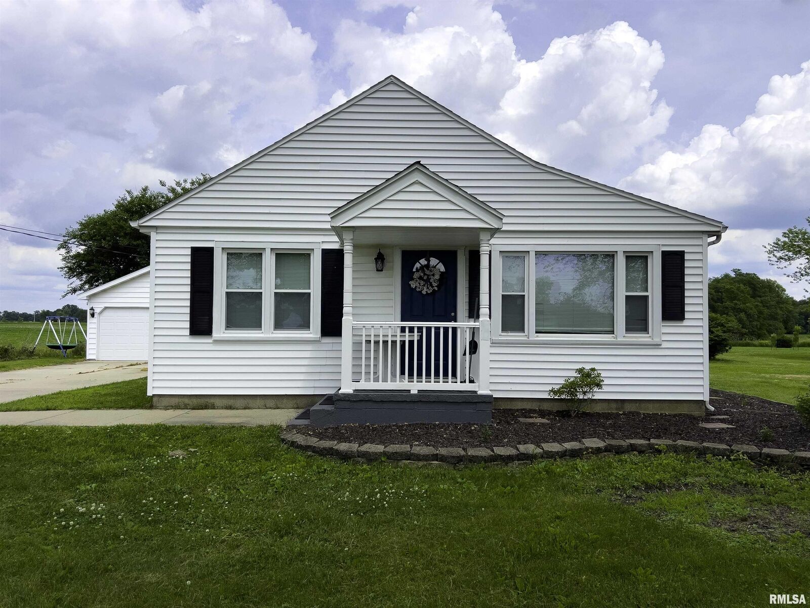 Property Photo: 3106 S Walters School Road IL 61547