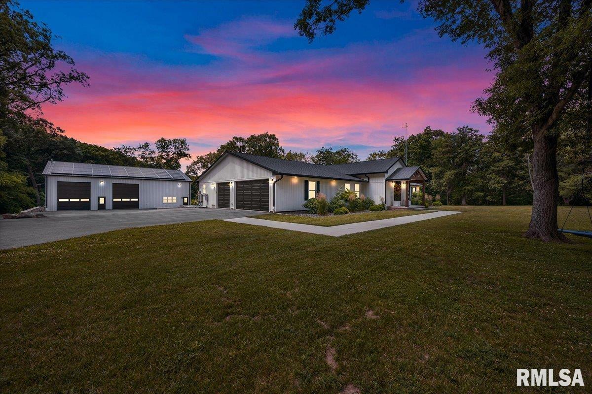 Property Photo: 12804 W Dell Road IL 61559