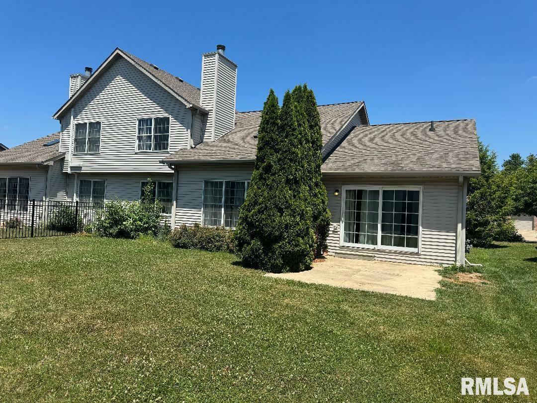 Property Photo: 4618 N Weaverridge Boulevard IL 61615