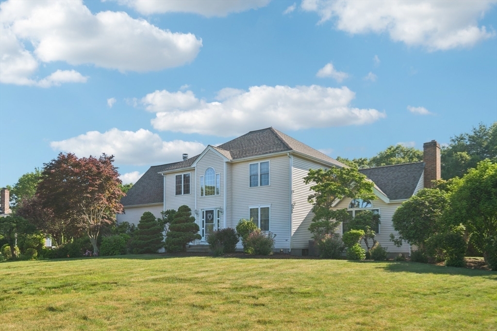 Property Photo:  37 Nachaomet Rd  MA 02347 