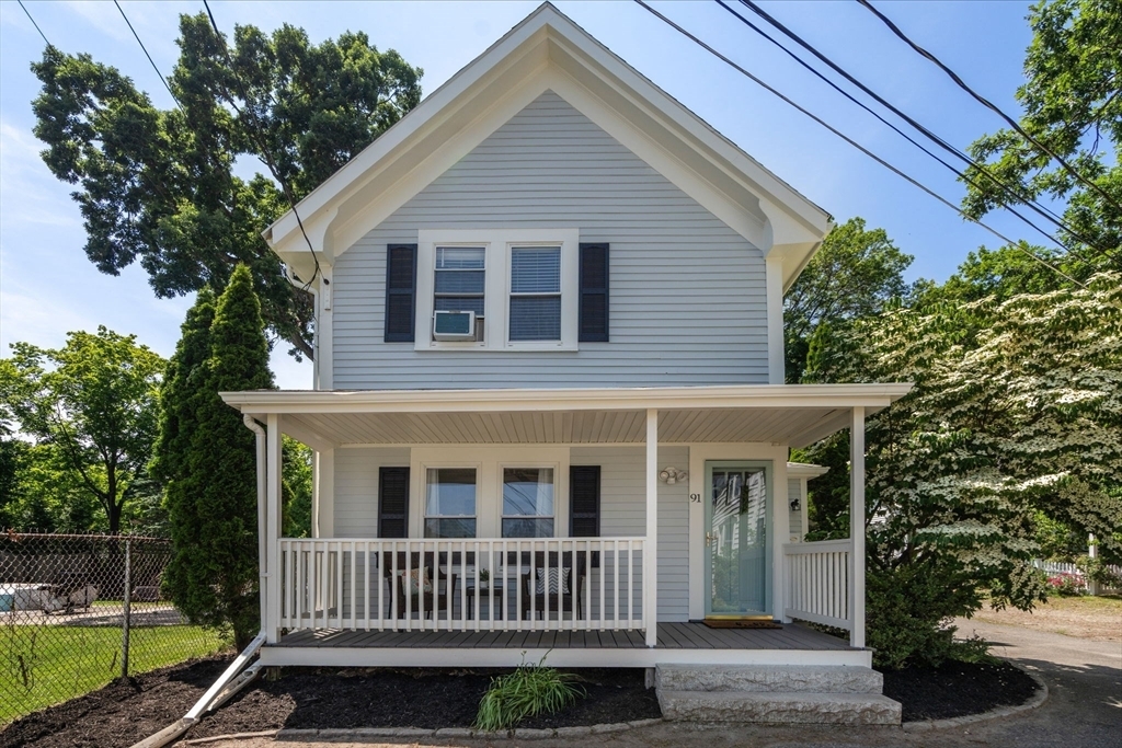 91 Freeman St  Newton MA 02466 photo