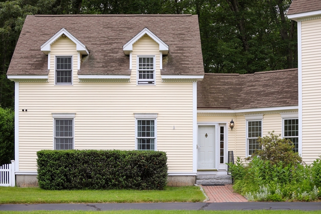 Property Photo: 288 Goldthwaite Rd Adu MA 01588