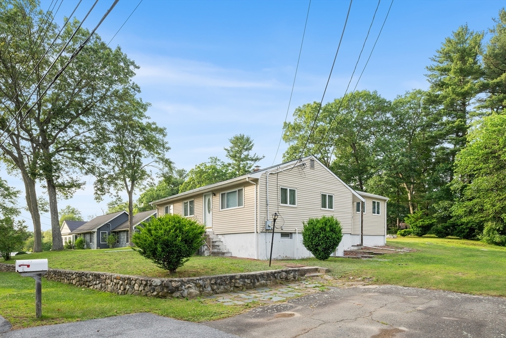Property Photo: 20 Hilltop Dr MA 01803