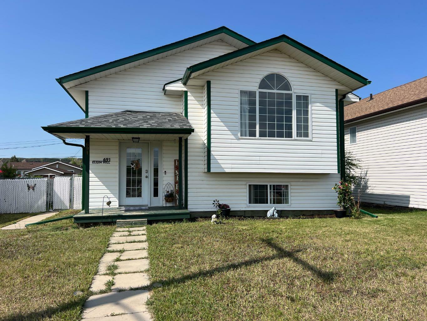 Property Photo: 691 Elgin Hill Road AB T0J 0Y6
