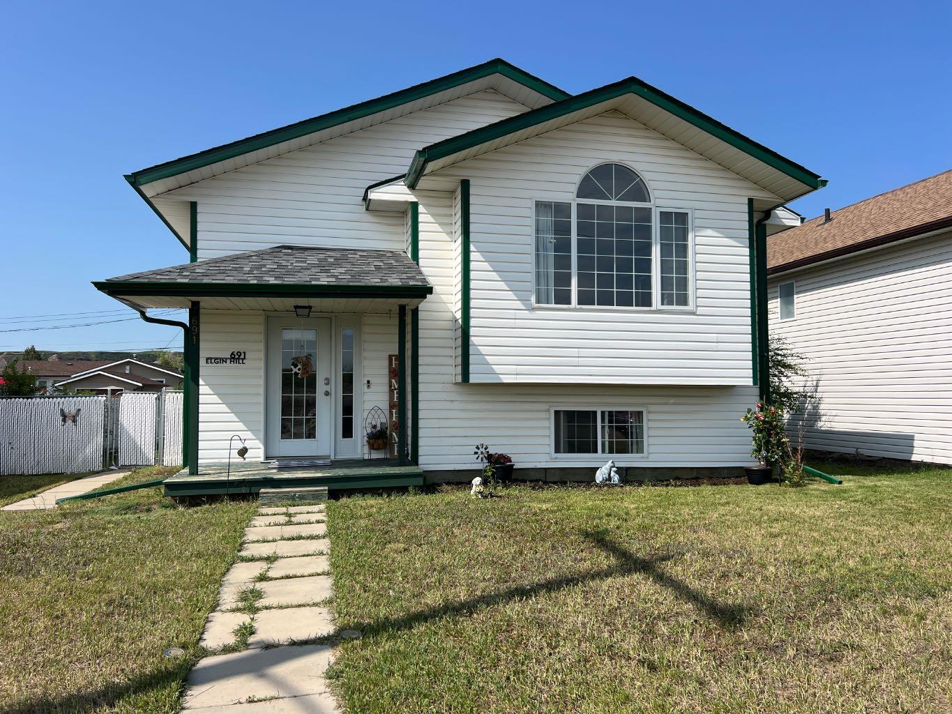 Property Photo:  691 Elgin Hill Road  AB T0J 0Y6 