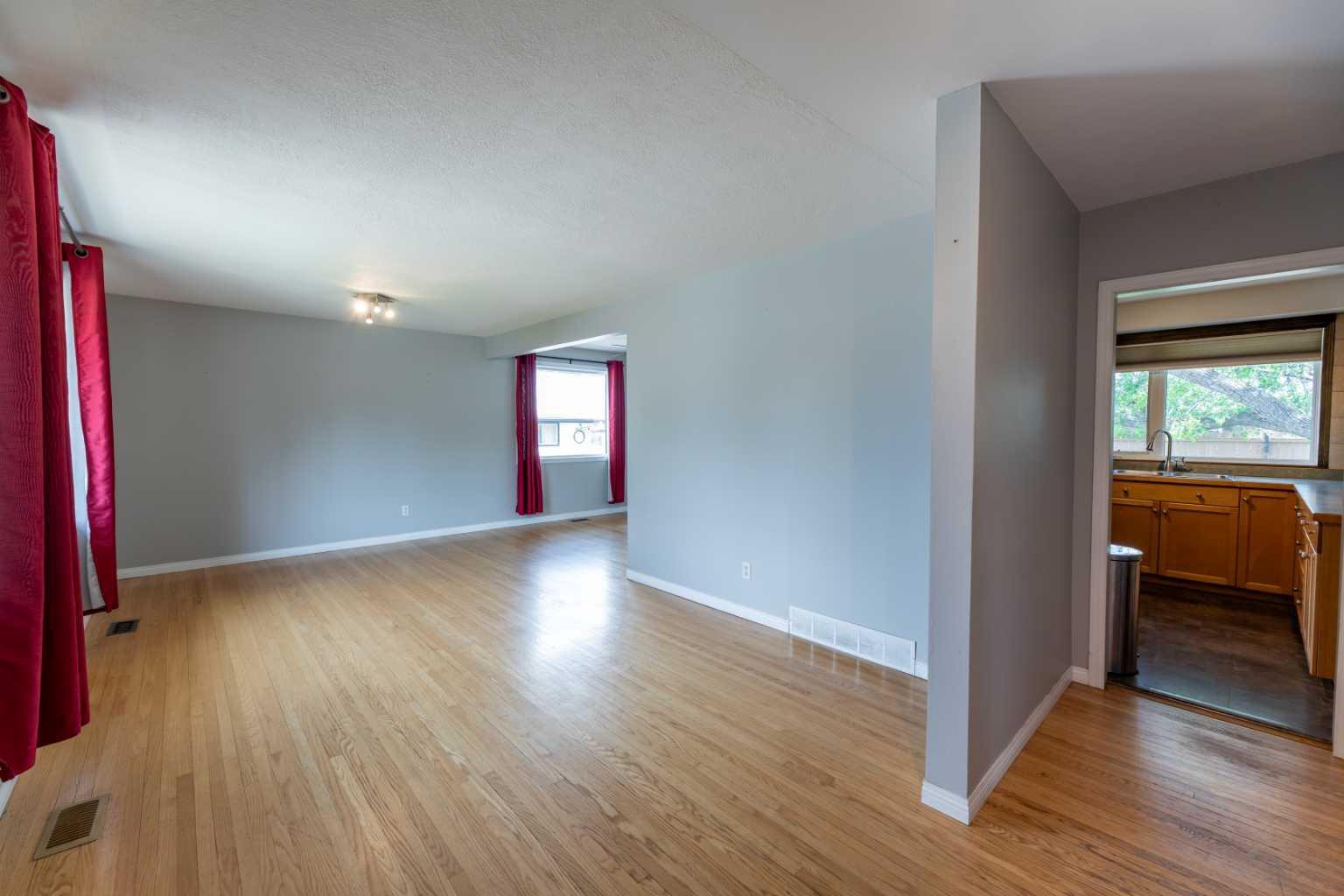 Property Photo: 115 Dorin Drive AB T7V 1B8