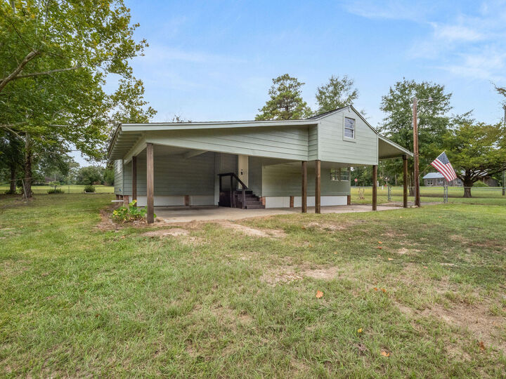 Property Photo:  4755 Hwy 8  LA 71446 