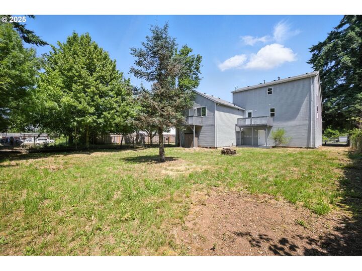 Property Photo:  5609 SE 117th Ave  OR 97266 