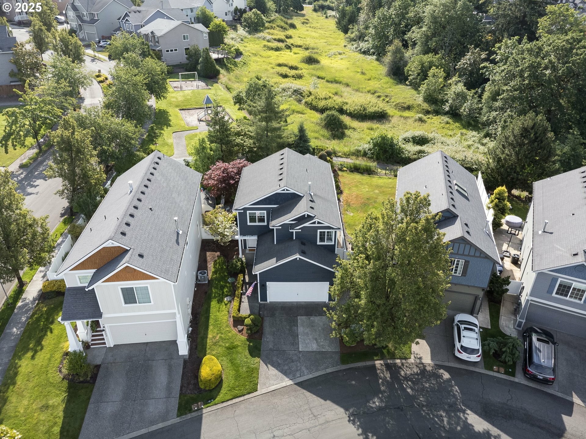 Property Photo: 3906 NW Oakridge Ln WA 98607
