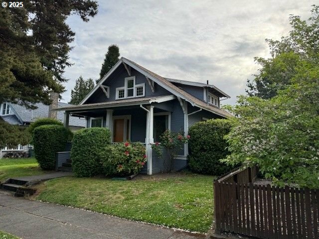 5816 NE 32nd Pl  Portland OR 97211 photo