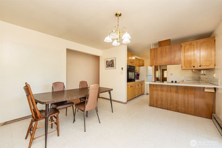 Property Photo: 723 W 15th Street WA 98363