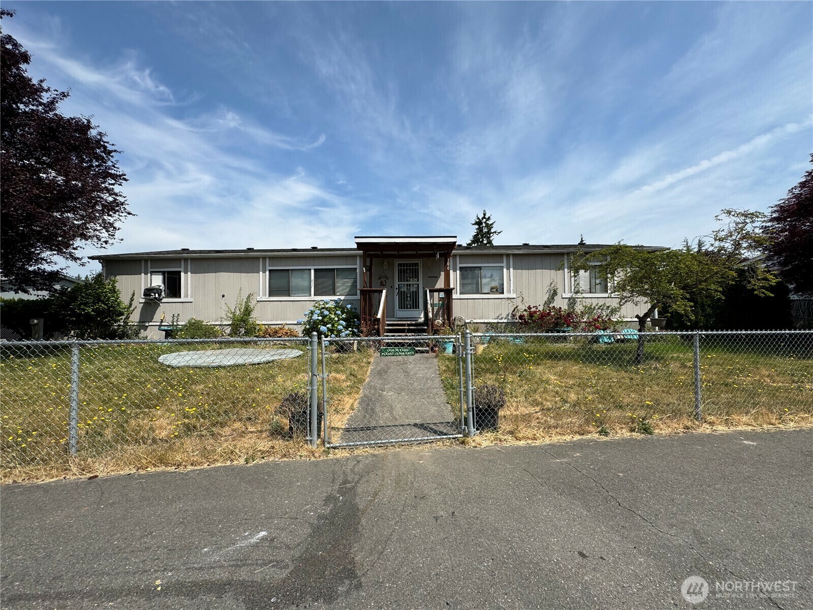 Property Photo:  31600  126th Avenue SE 100  WA 98092 