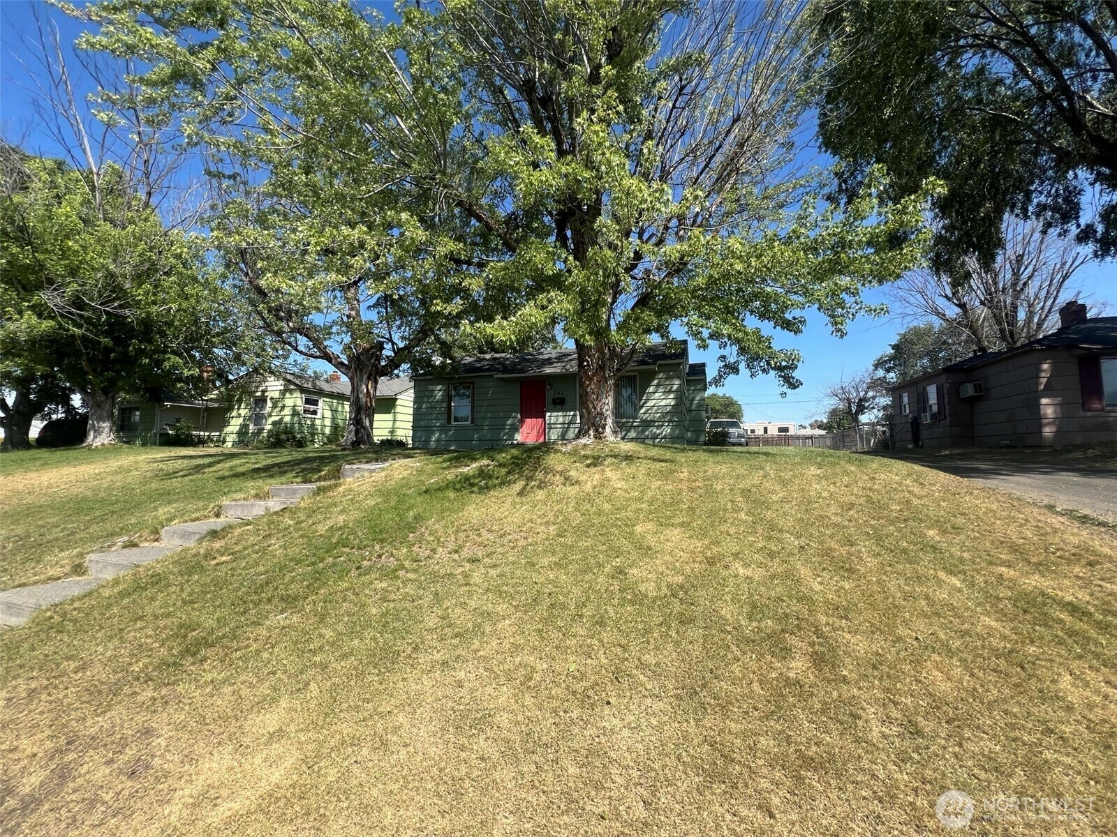 Property Photo:  345 W Ridge Road  WA 98837 
