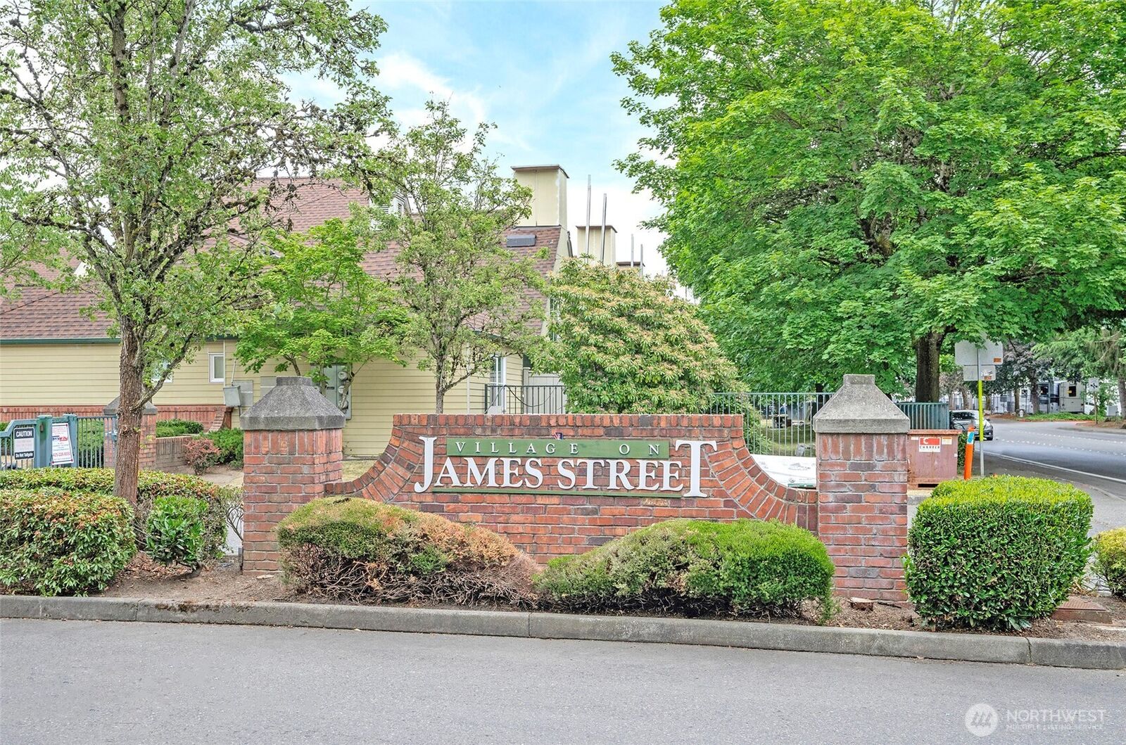 Property Photo:  6711 S 239th Place A103  WA 98032 