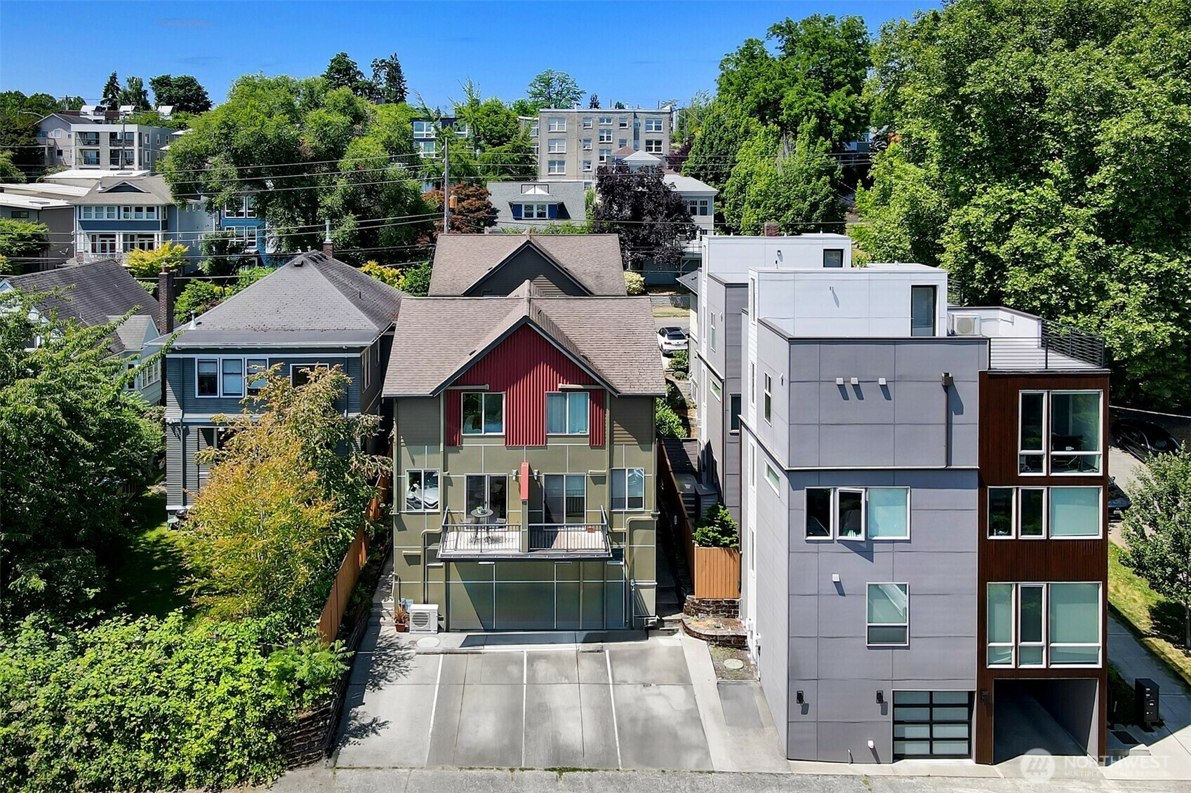 Property Photo: 228 24th Avenue E A WA 98112