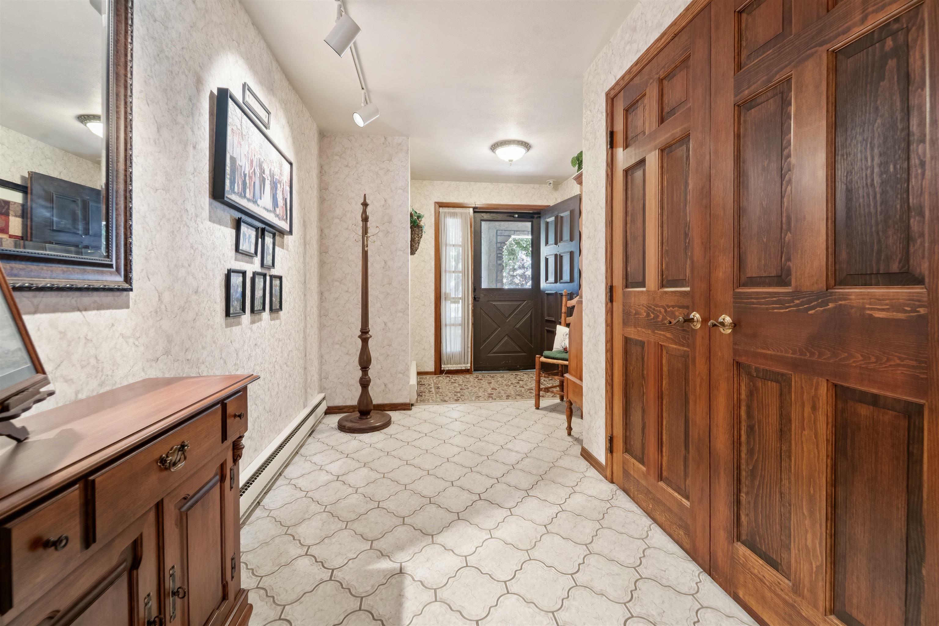 Property Photo:  2213 Sunrise Drive  WI 54914 