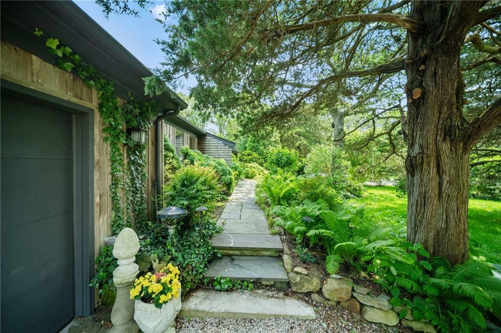 Property Photo:  20 Wagner Road  RI 02891 