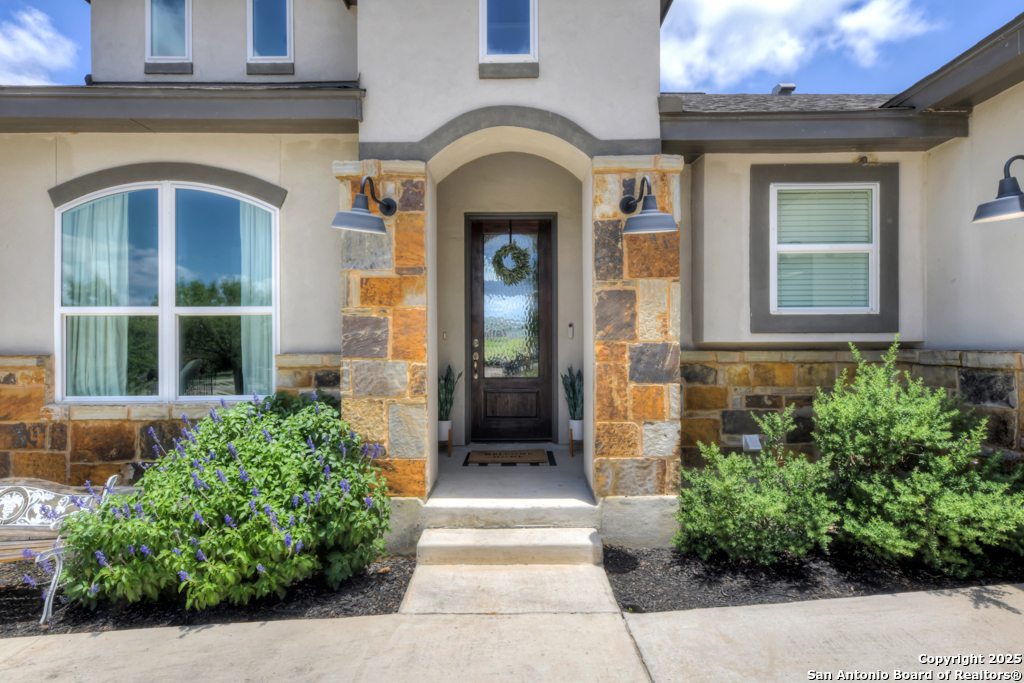 Property Photo:  1221 Paladin  TX 78070 