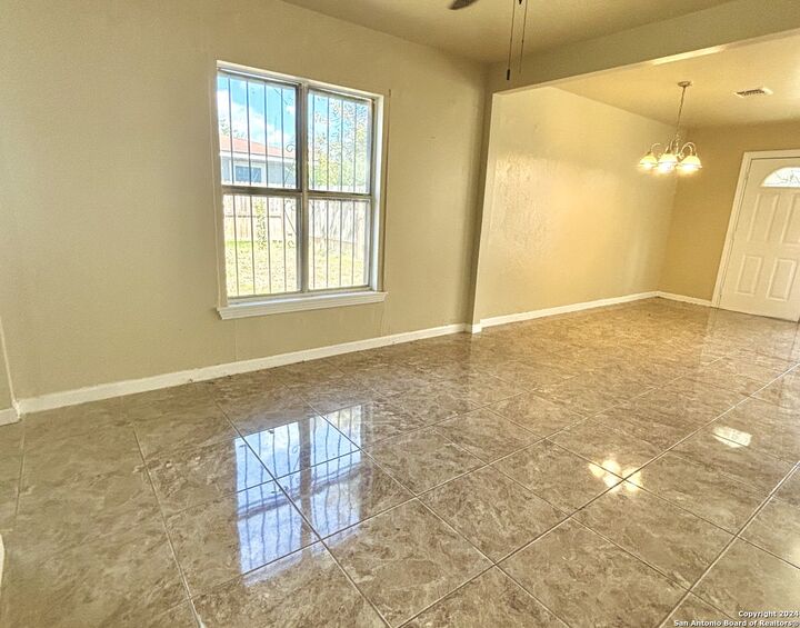 Property Photo: 806 Ceralvo TX 78207