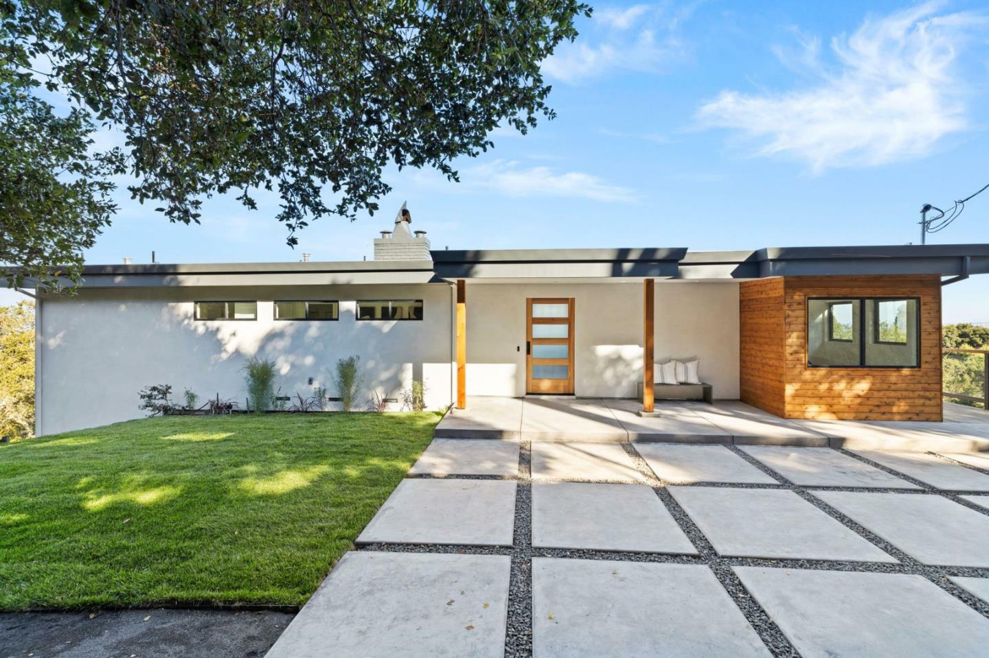 Property Photo: 760 Loma Court CA 94062