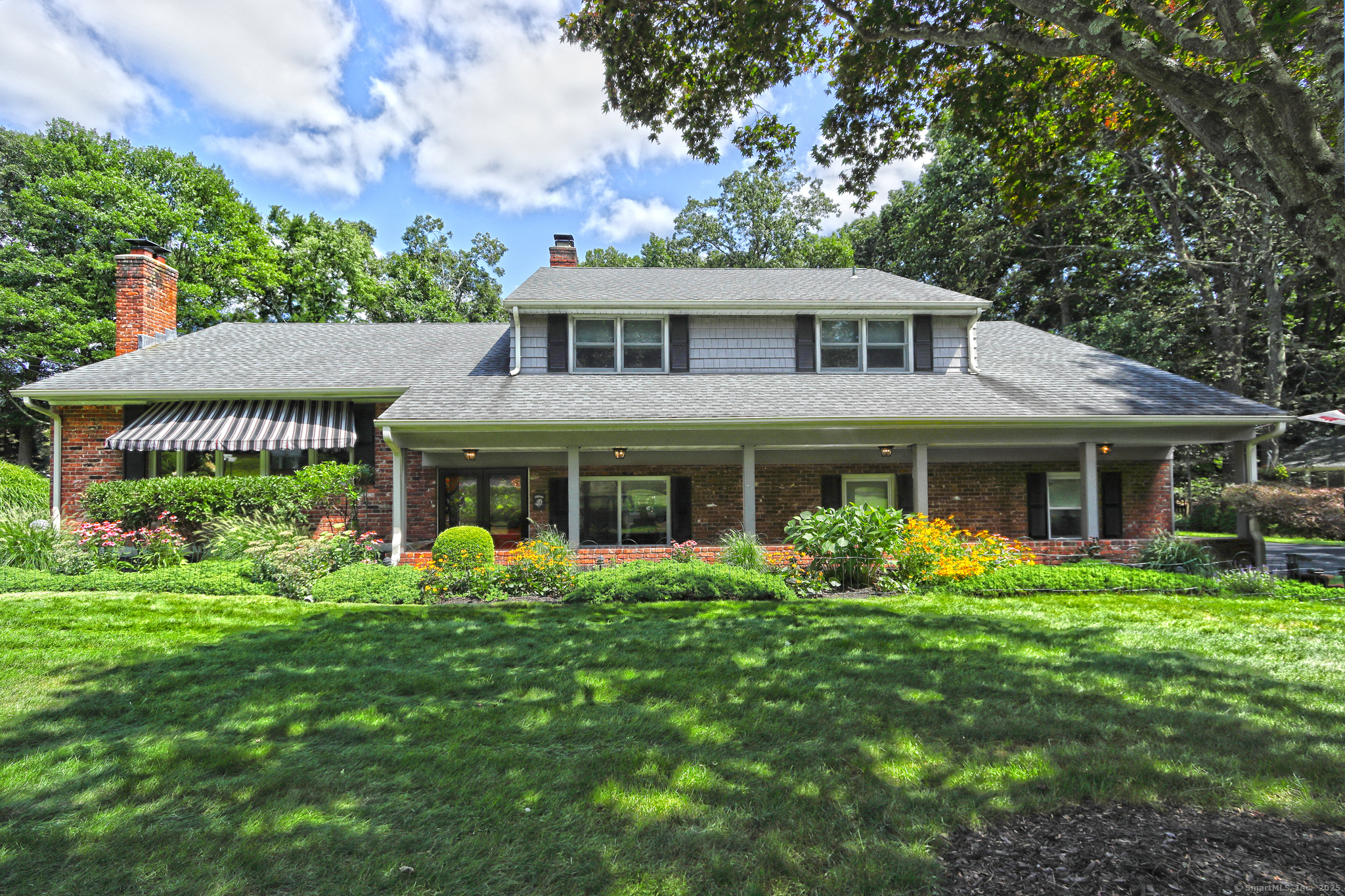 Property Photo: 811 Indian Hill Road CT 06477