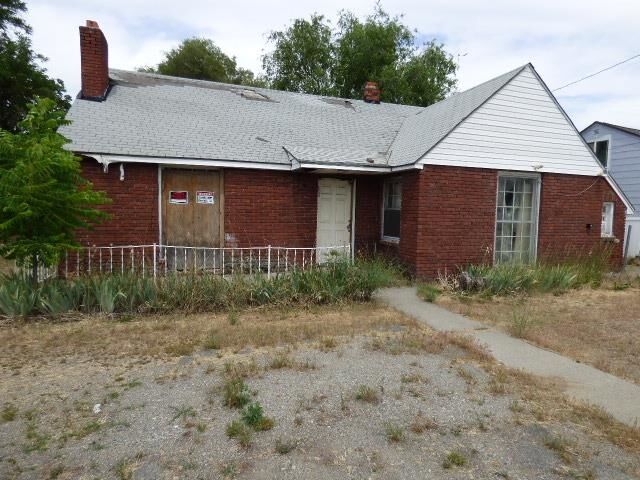 Property Photo: 10007 E Broadway Ave WA 99206