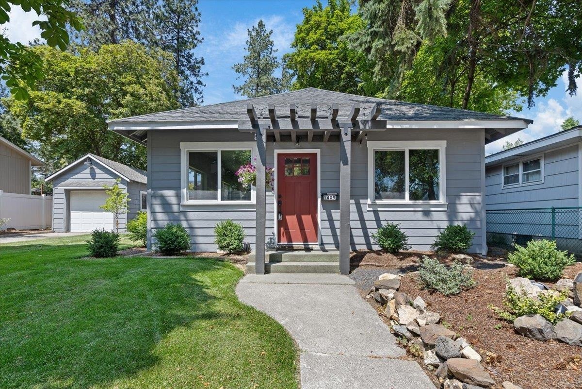 Property Photo: 1409 E 36th Ave WA 99203