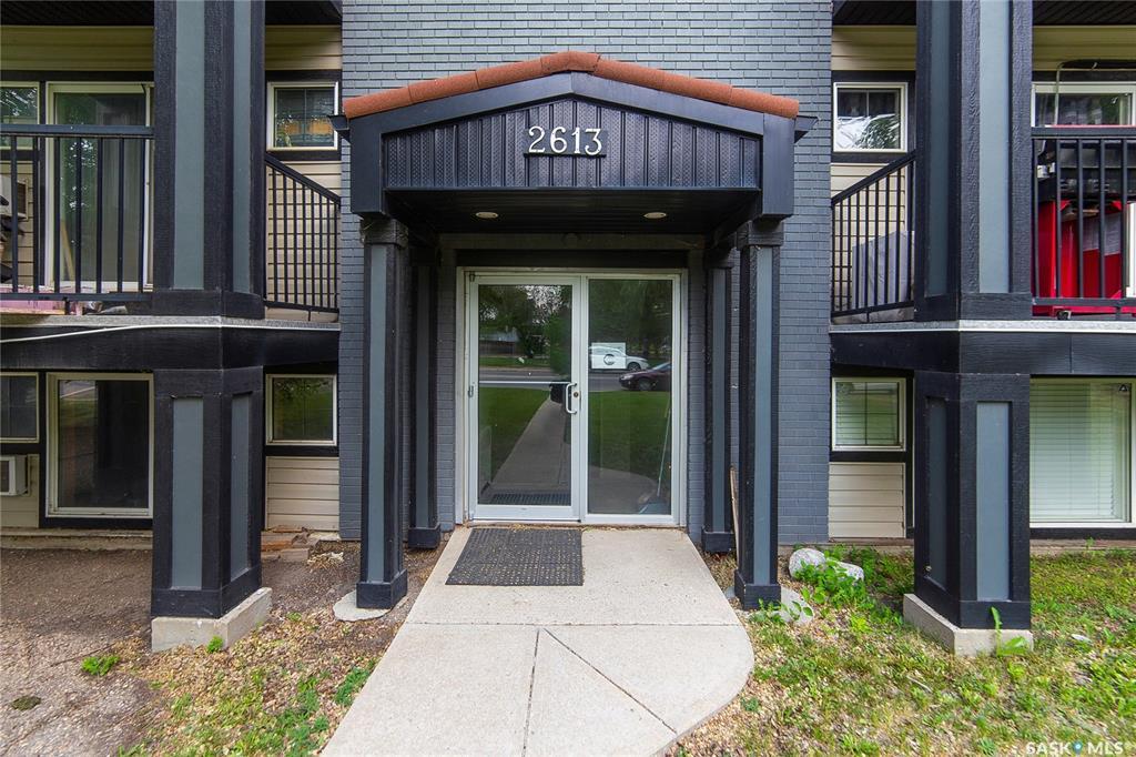 Property Photo: 2613 Broadway Avenue 101 SK S7J 0R7
