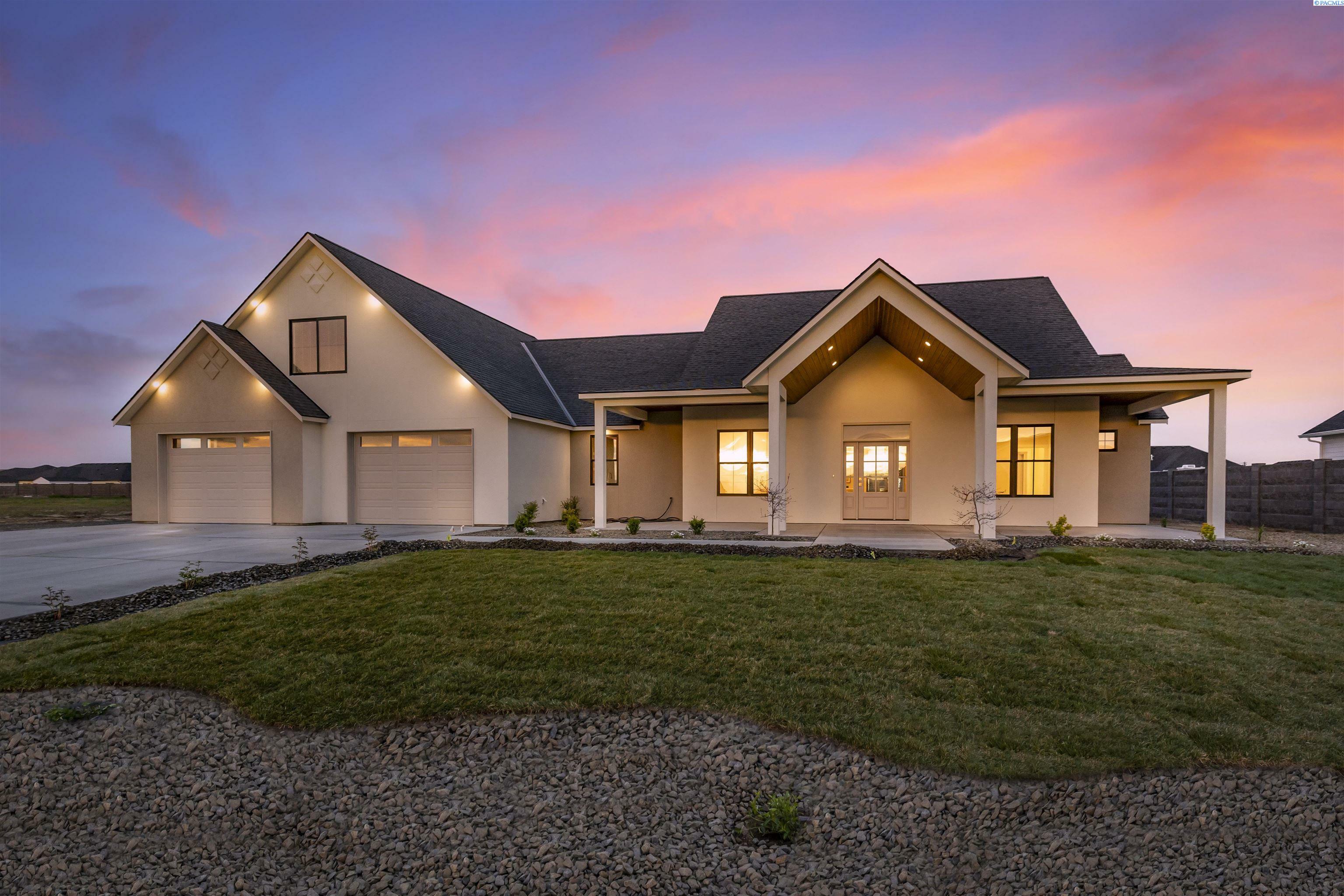 Property Photo: 6537 Lazy B Drive WA 99301