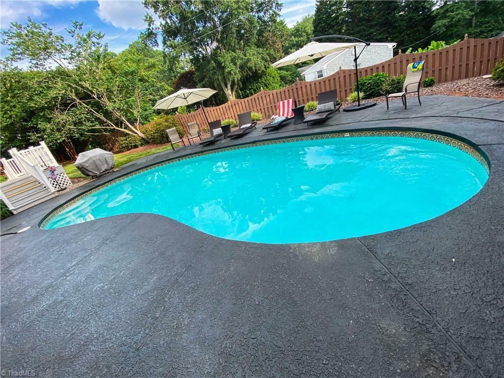 Property Photo: 1203 Westminster Drive NC 27410