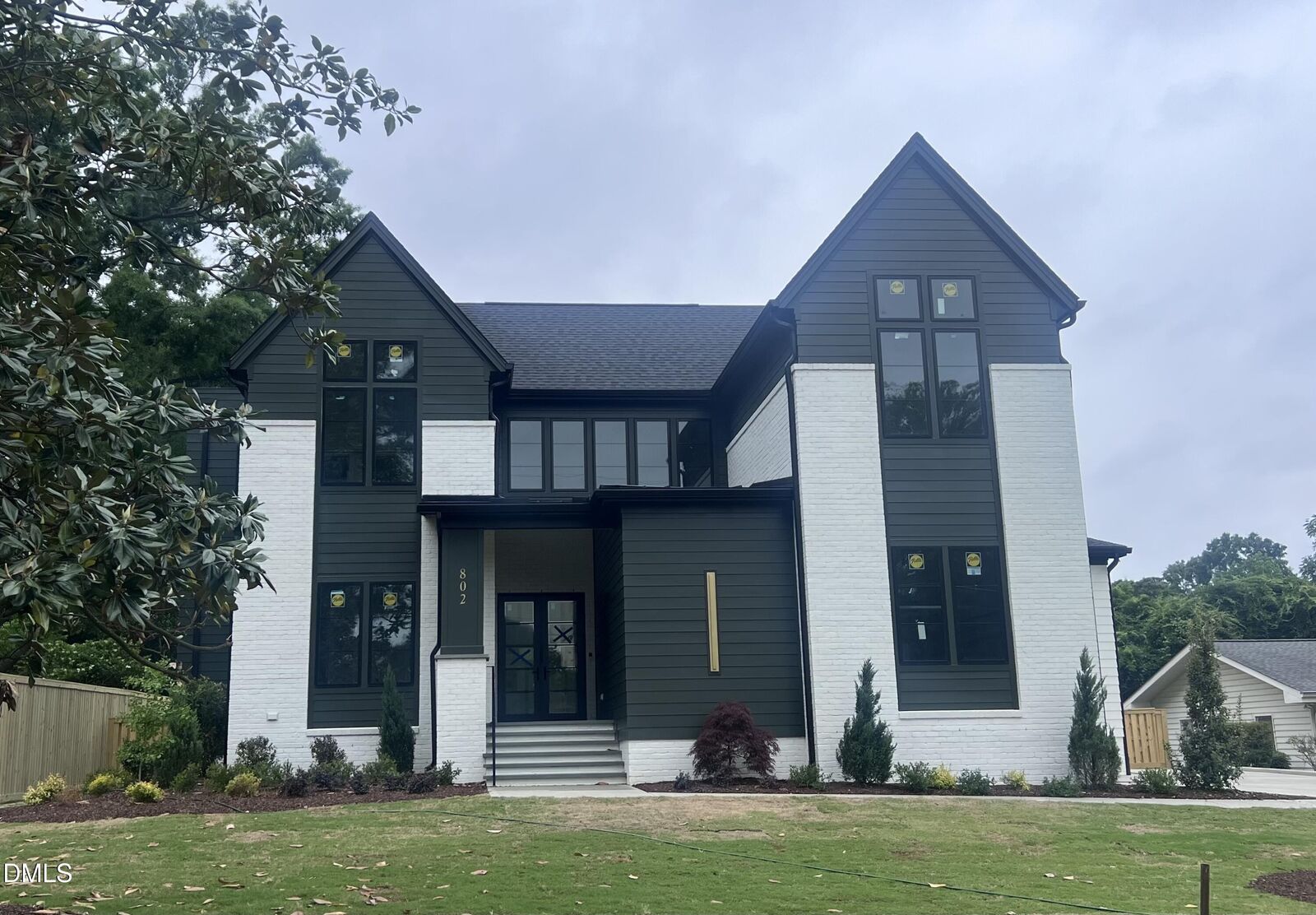 Property Photo: 802 Warren Avenue NC 27511