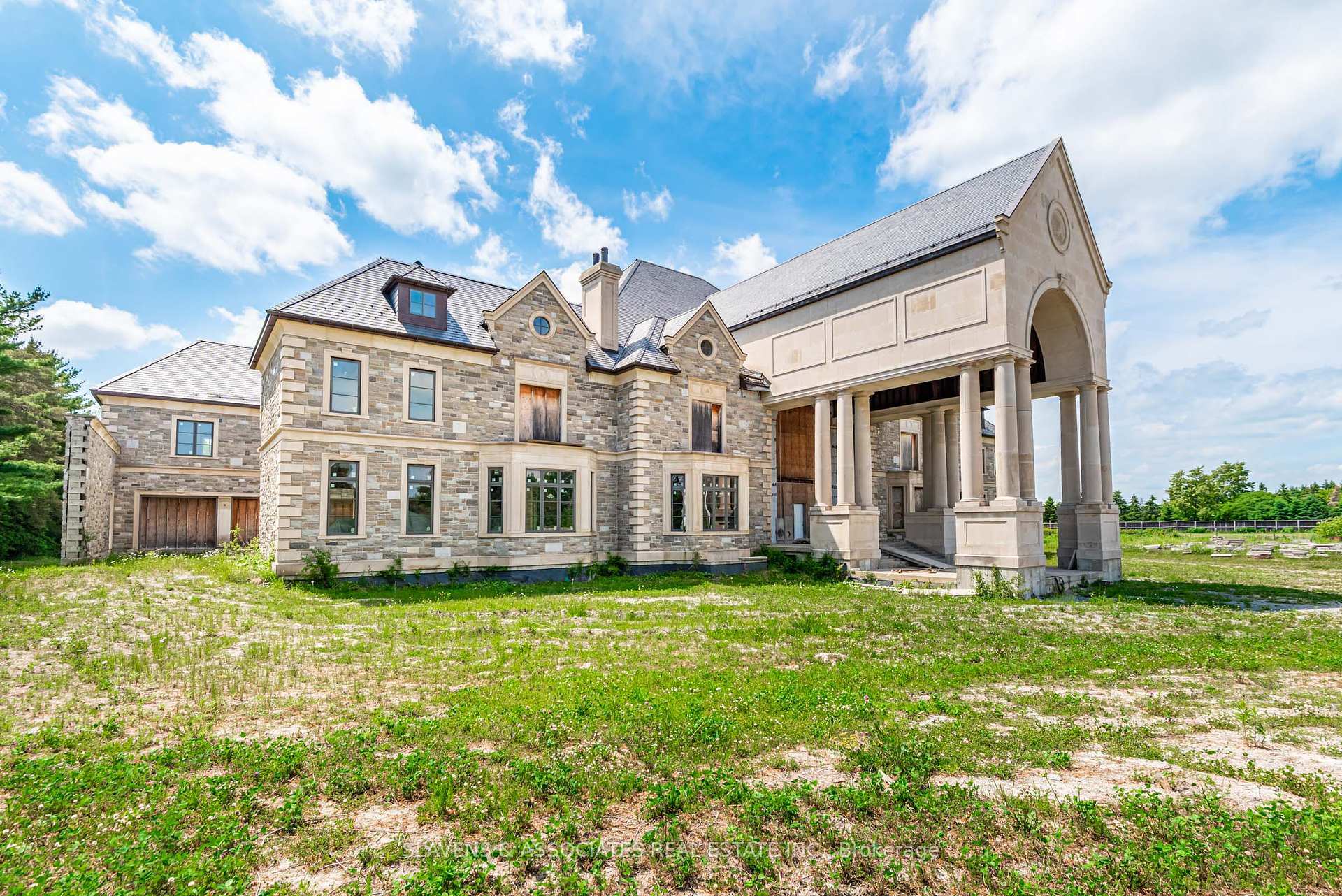 Property Photo: 12068 McCowan Road ON L4A 4C4